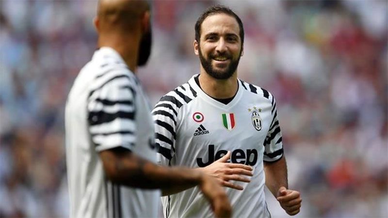 Juventus ganó en el debut de Higuaín con Dybala como figura Diario