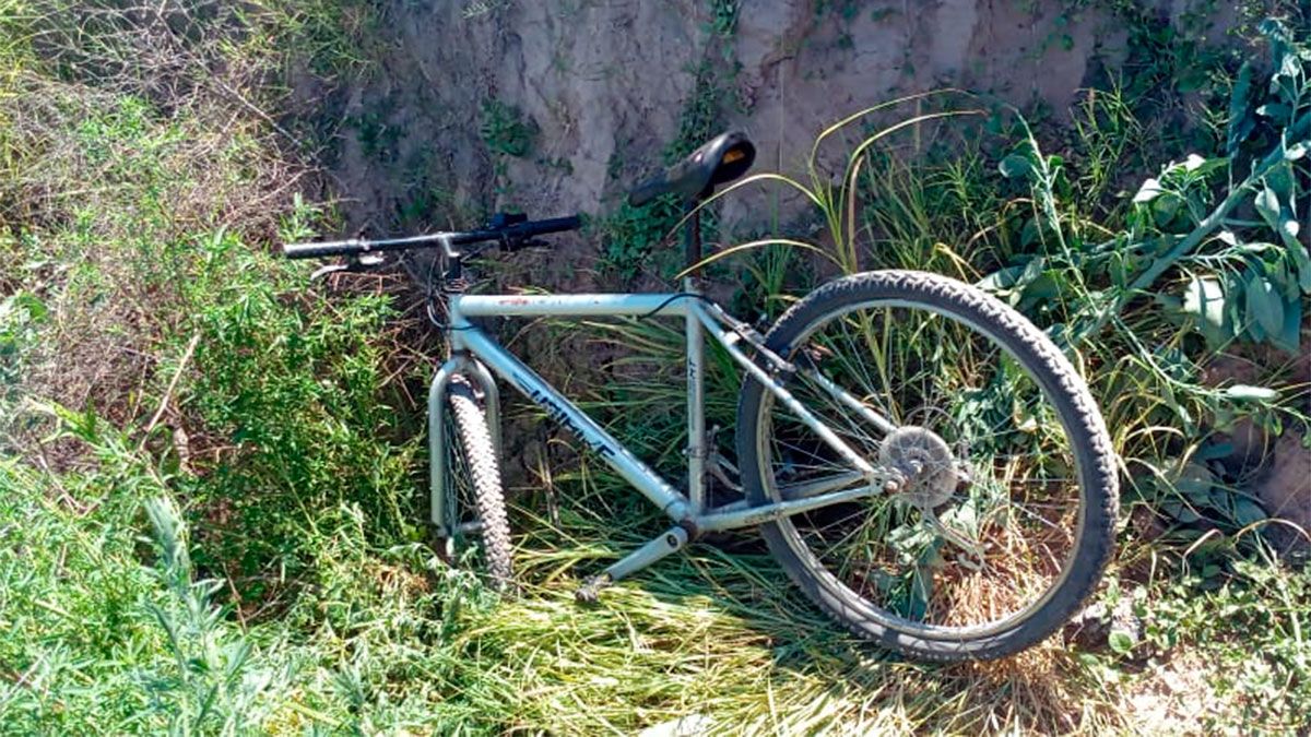 La Polic A Recuper Una Bicicleta Robada Desde Una Casa En El Barrio