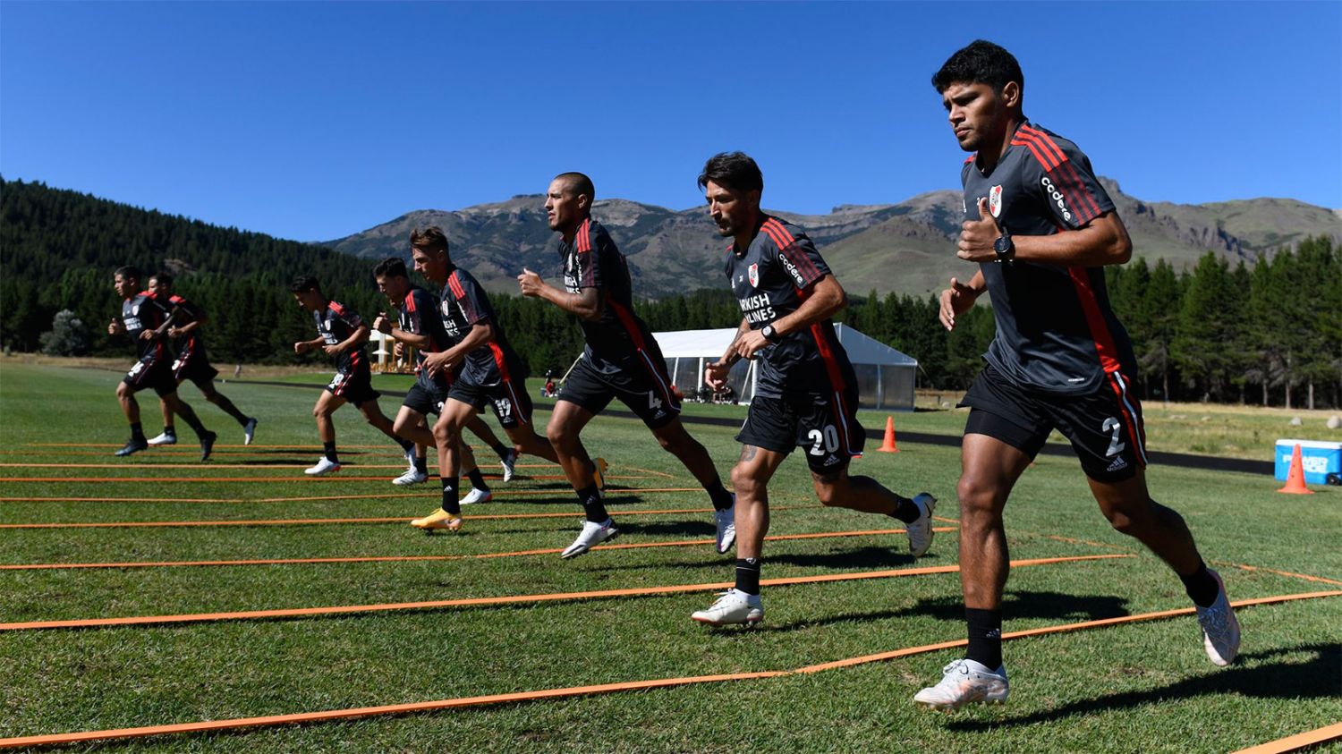 River Arranc Los Entrenamientos En El Sur Con Un Jugador Aislado