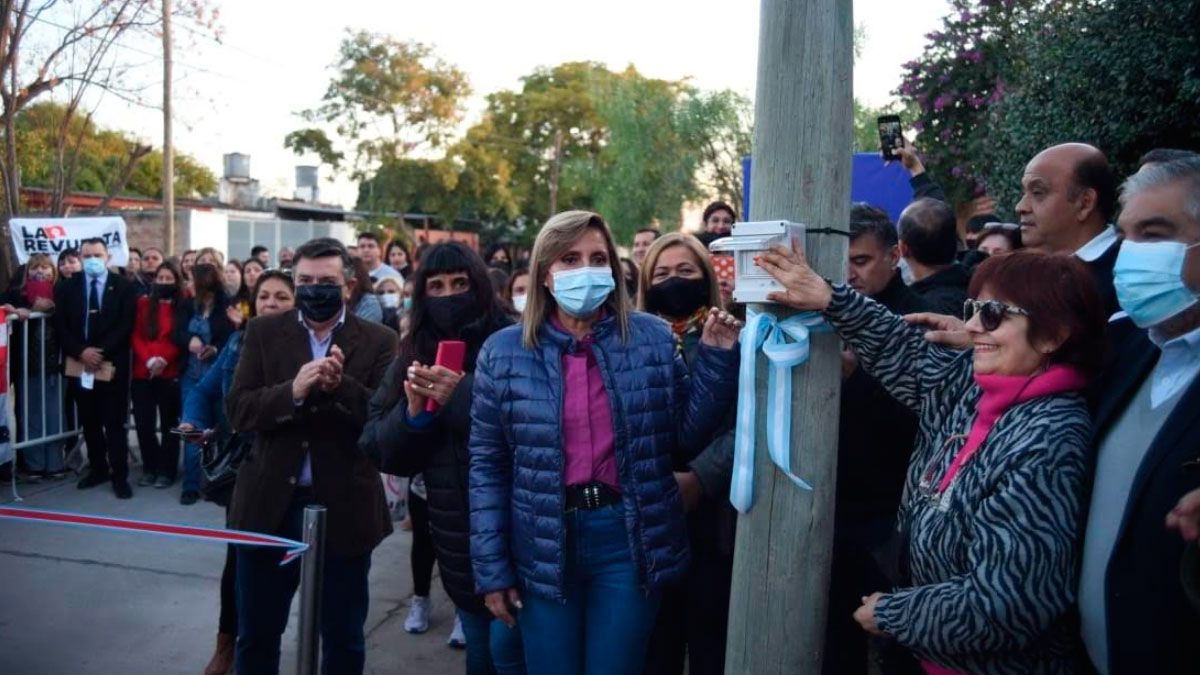 La Intendente Habilit Una Nueva Iluminaci N Led Y Pavimento En El