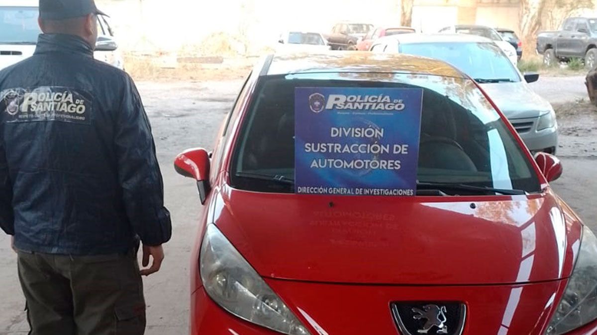 La Policía de la Provincia secuestró un auto que fue robado en Buenos