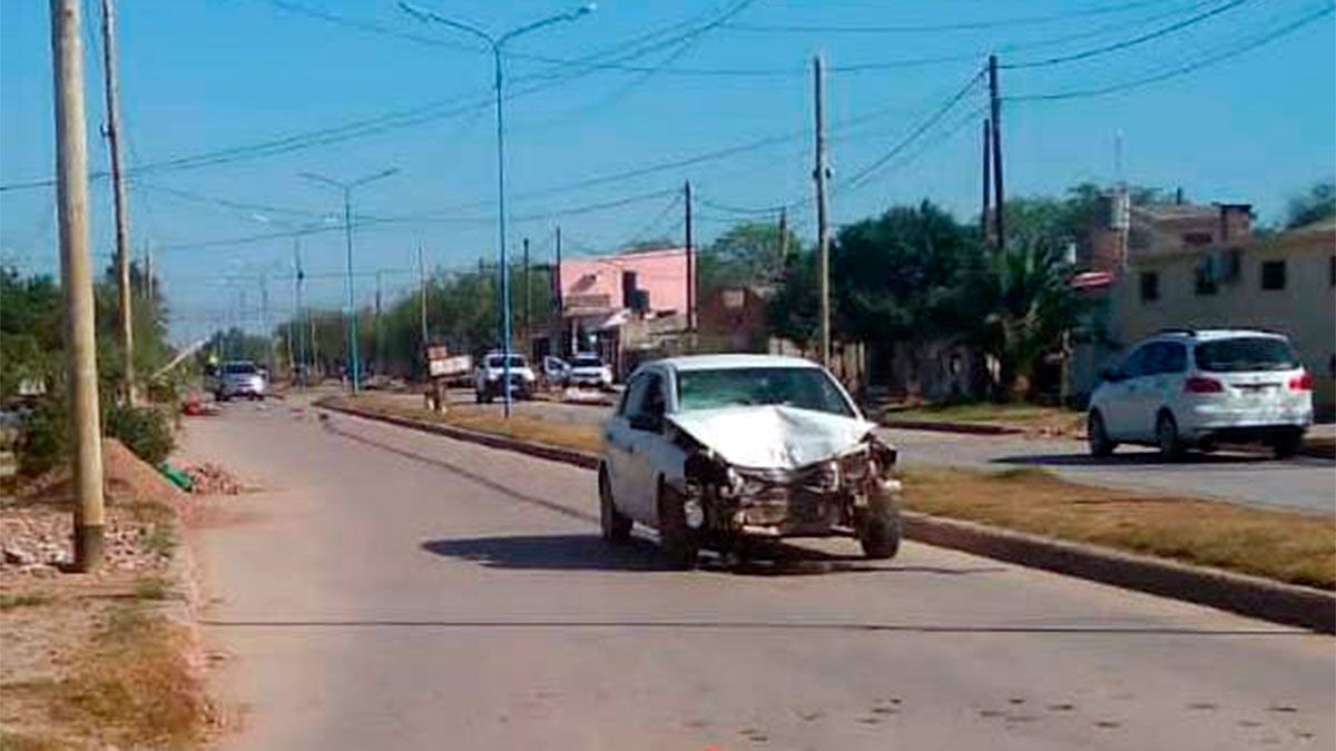 A Atuya Violento Choque Entre Un Auto Y Moto Diario Panorama