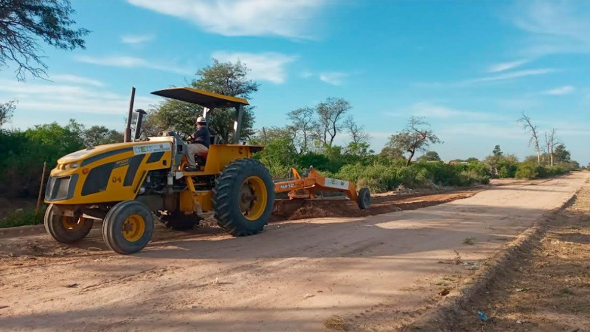 Ejecutan Limpieza Y Mantenimiento En Caminos Vecinales En Colonia El