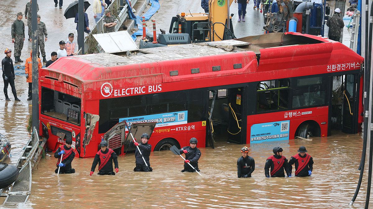 Aumentan A Los Muertos Por Las Inundaciones En Corea Del Sur