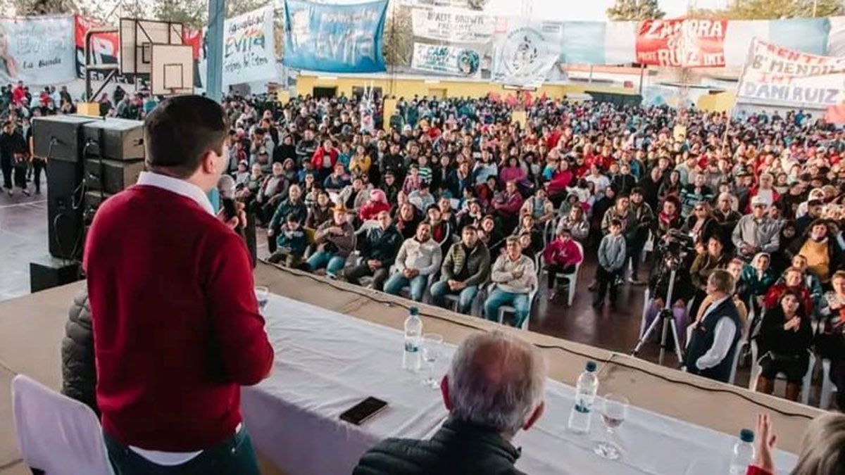 Multitudinario respaldo del Frente Cívico de Clodomira a la fórmula