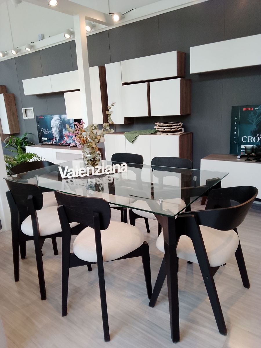 Valenziana la empresa que produce muebles sustentables abrió un nuevo