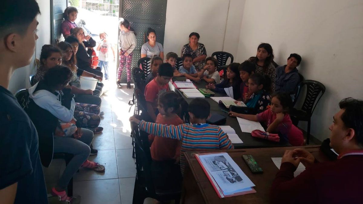 El Municipio De La Banda Brind Una Charla Sobre Grooming En El Comedor