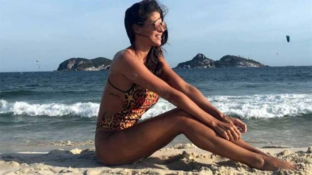 Ivana Nadal deslumbró con sus curvas en las playas de Río de Janeiro