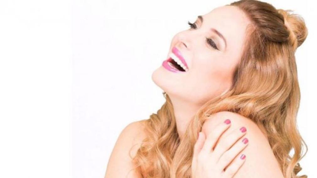 ¡Al fin! Jésica Cirio mostró su pancita de 25 semanas y confirmó el sexo de su bebé