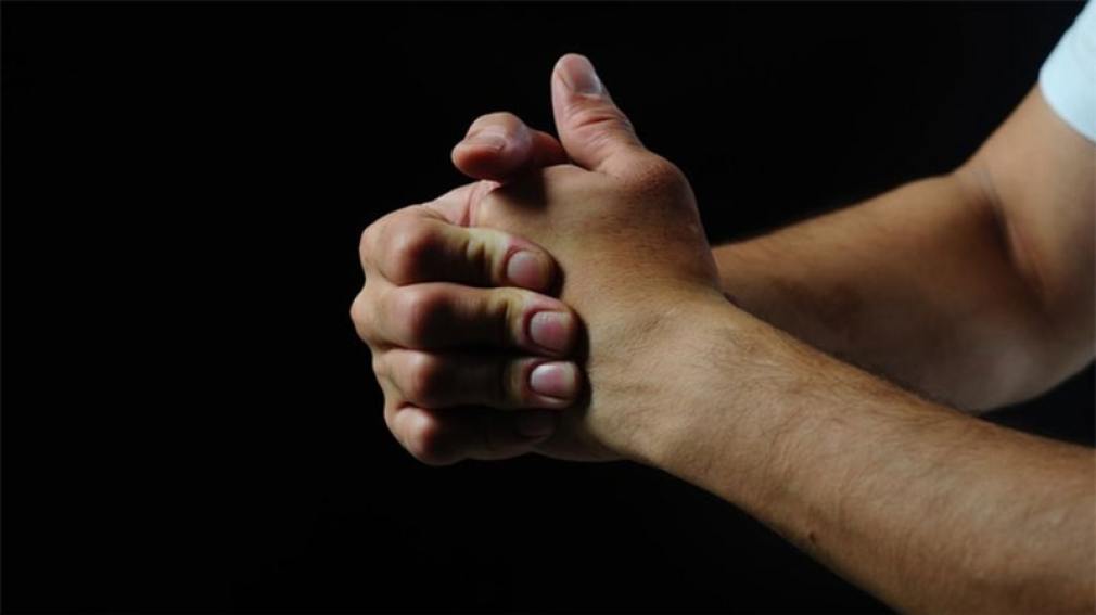 ¿Por qué 'crujen' los dedos?