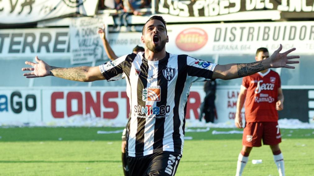 ¡Como un hincha! Diego Jara se tatuó el escudo y la fecha del ascenso con Central Córdoba
