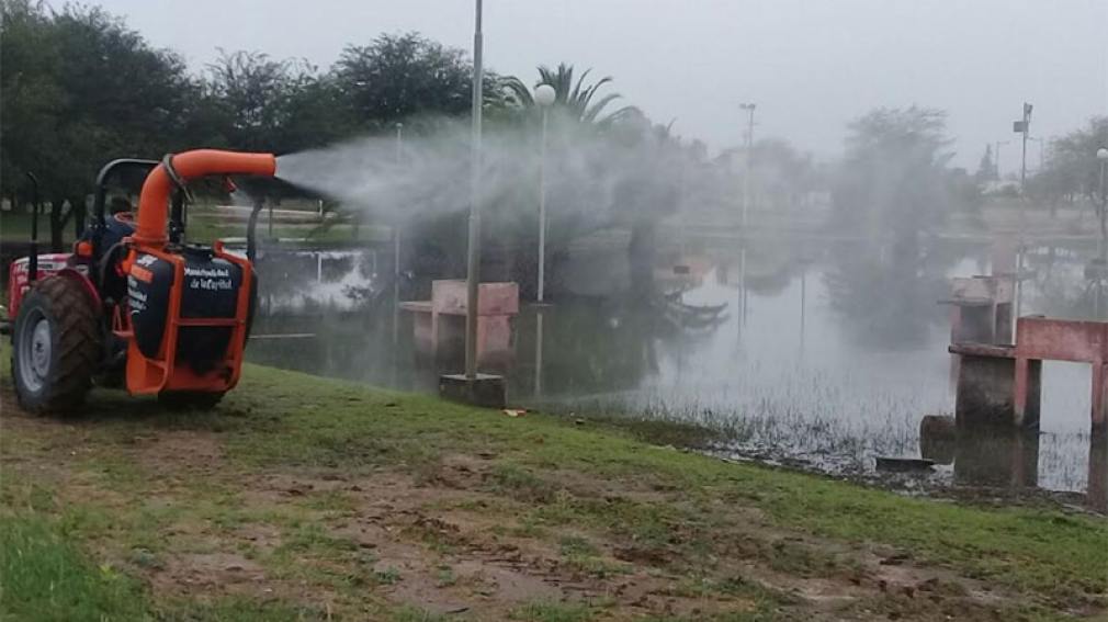 Siguen las tareas de fumigación y descacharreo por los casos de dengue
