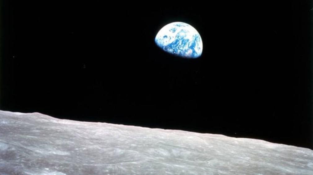 Se cumplen 50 años de la icónica foto Earthrise o 'amanecer de la Tierra'