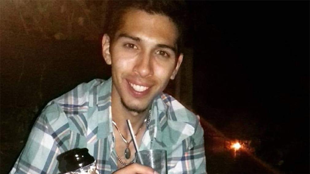 Murió el joven que intentó matar a su ex pareja delante de sus hijos