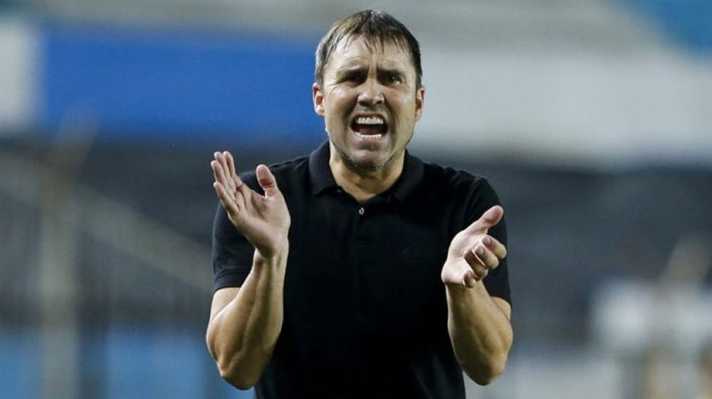 Coudet: “Es el mejor Racing de los últimos 25 años”