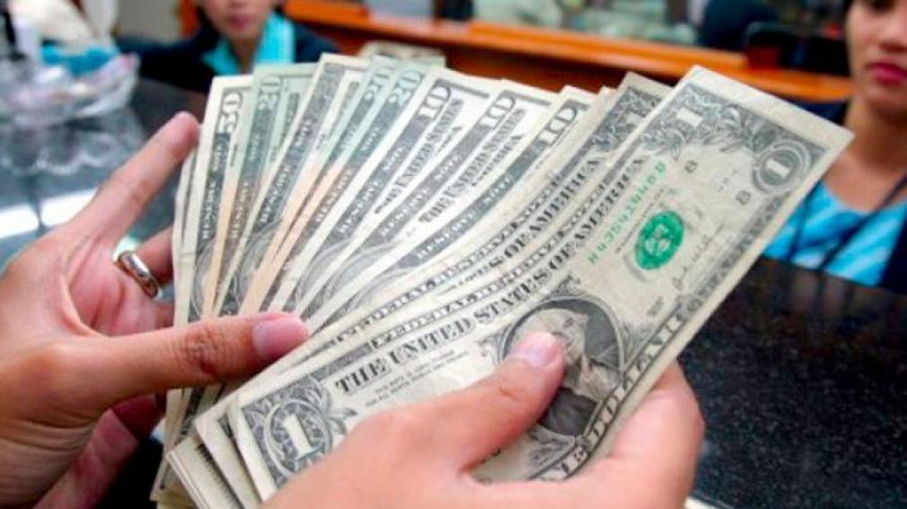 El dólar sigue bajando, la divisa cerró la jornada a $ 43,67