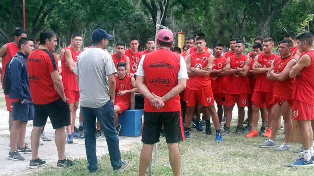 Adrián Kalujerovich asumió como nuevo entrenador de Comercio