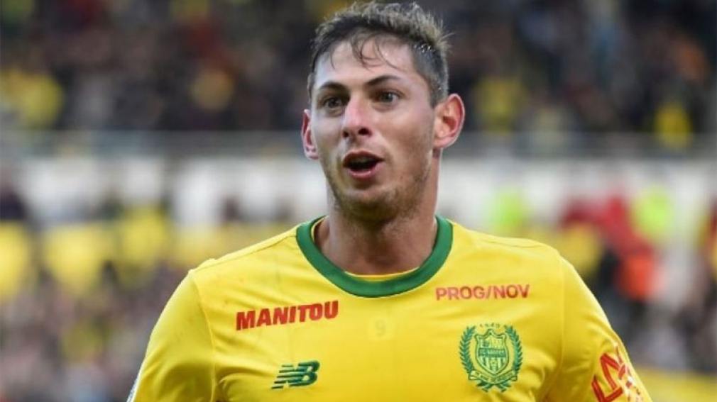 San Martín de Progreso y una camiseta en homenaje a Emiliano Sala