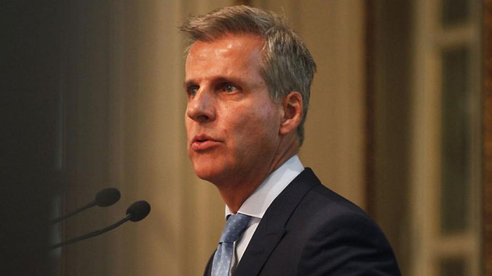 Redrado denunció que Macri ordenó al Central que deje escapar el dólar