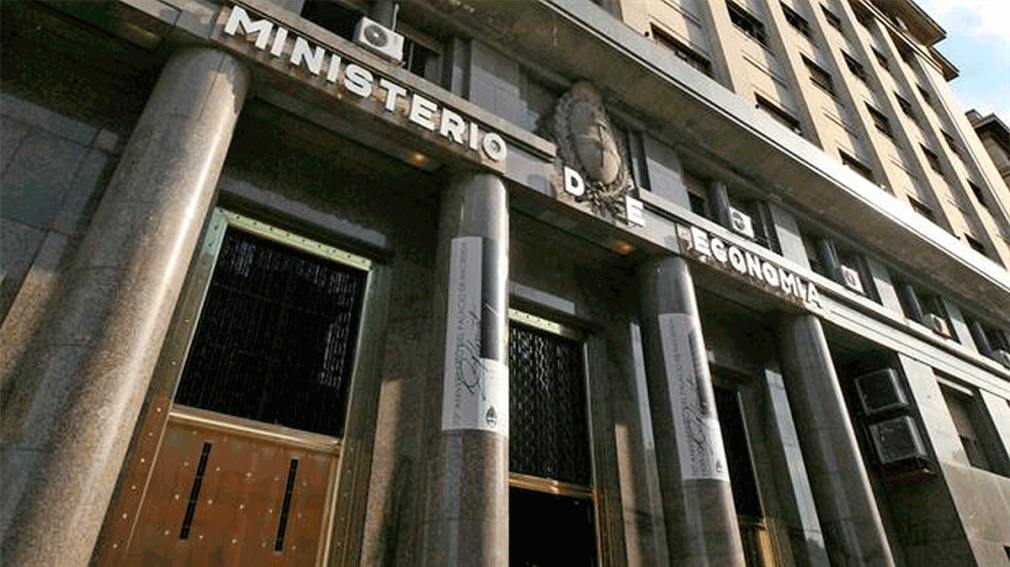 Tras la salida de Guzmán también dejaron su cargo otros funcionarios del equipo económico