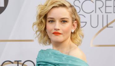 Julia Garner protagonizará una serie sobre una megaestafa con criptomonedas