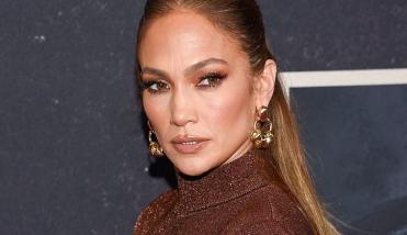 Jennifer López sorprendió a sus seguidores al mostrarse sin maquillaje 