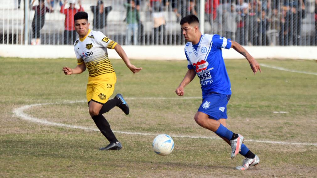 Vélez lo dio vuelta y consiguió un triunfazo agónico ante Independiente de Fernández