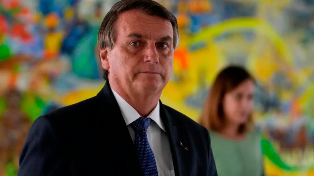 Jair Bolsonaro mantiene una “buena recuperación clínica”, pero sin previsión de alta