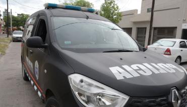 Un joven de 14 años intentó autolesionarse porque su familia no quiso darle dinero