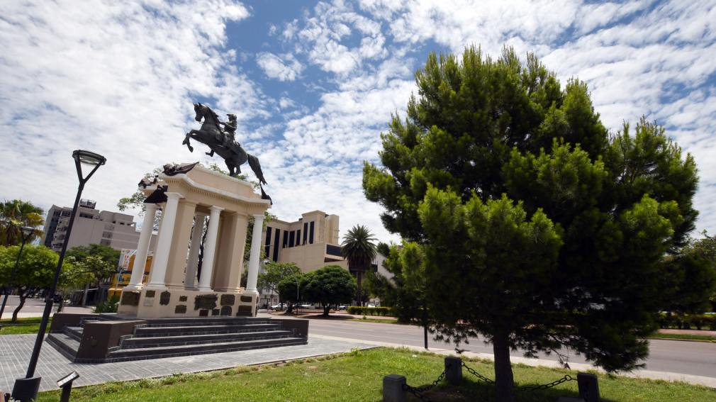 Un viernes con 38ºC de máxima abre la puerta a un fin de semana infernal en Santiago del Estero