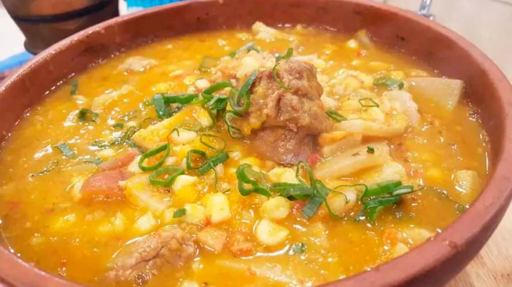 ¿Cómo preparar un locro para este 25 de mayo?