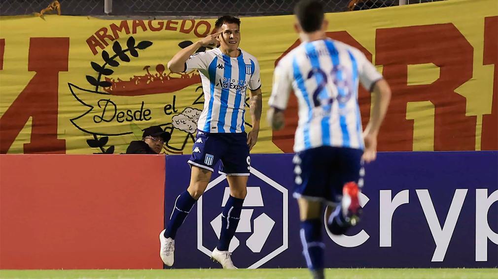 Racing logró un triunfazo en Ecuador y acaricia la clasificación a octavos