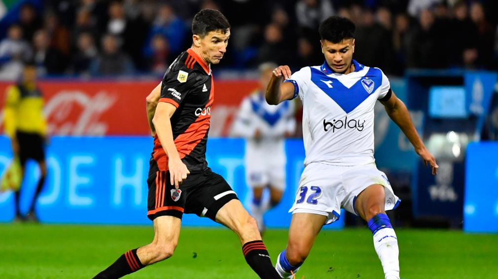 Era de River, pero Vélez reaccionó a tiempo y terminaron empatando en Liniers