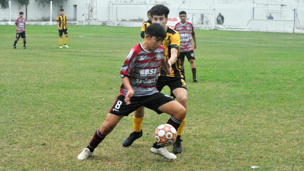 Liga Santiagueña: Central Córdoba, Mitre, Sarmiento e Independiente de Fernández, en las finales de inferiores