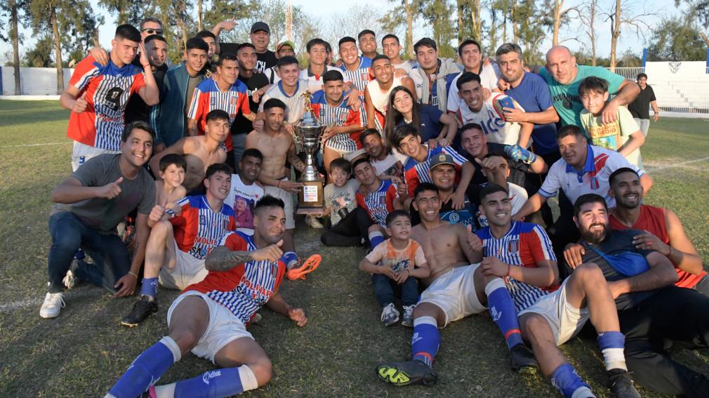 Unión Santiago venció a Vélez de San Ramón en los penales y gritó campeón después de 11 años