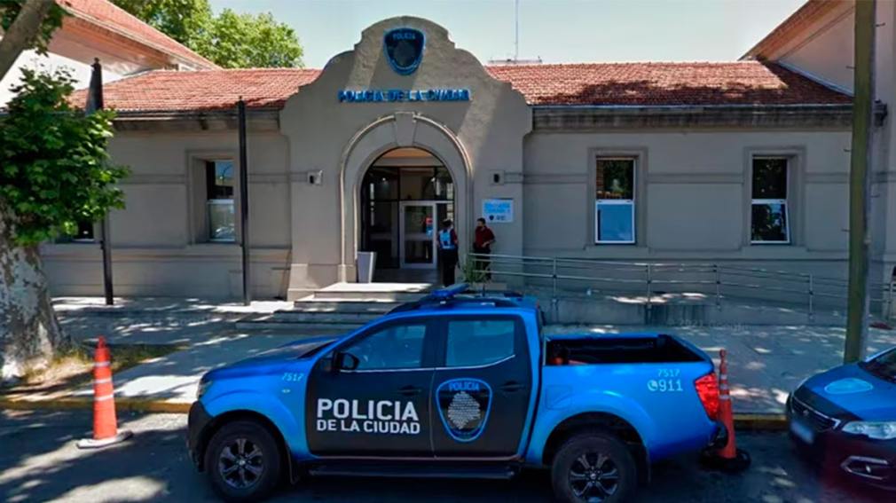 Murió un turista francés dentro de una comisaría adonde llegó para pedir ayuda