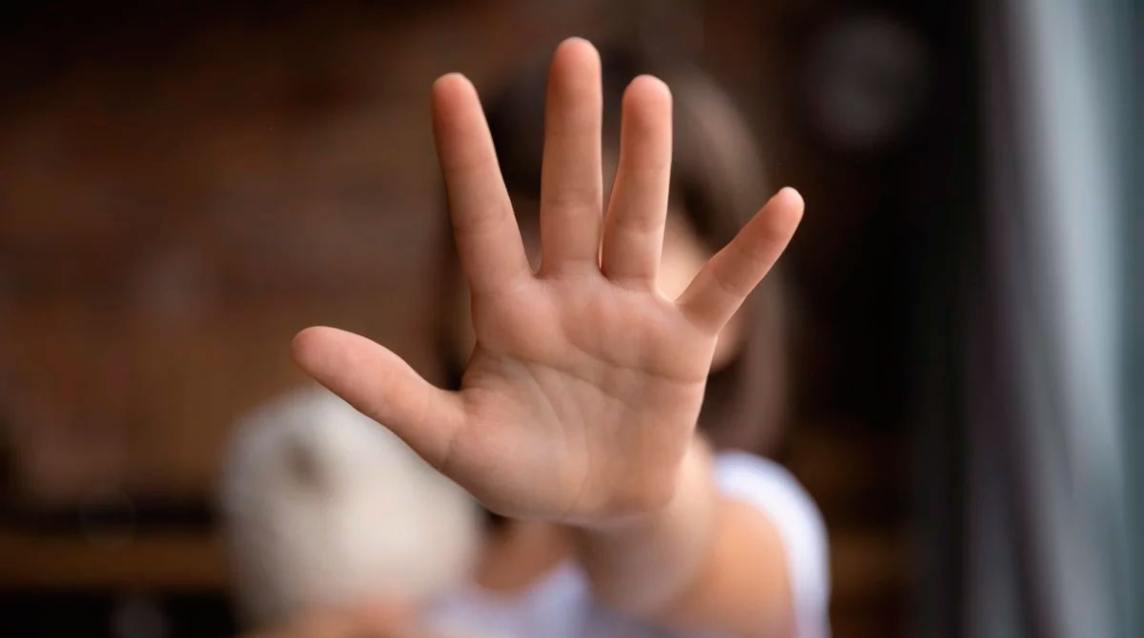 Hago lo que quiero: una mujer fue detenida por el abandono de sus tres hijos