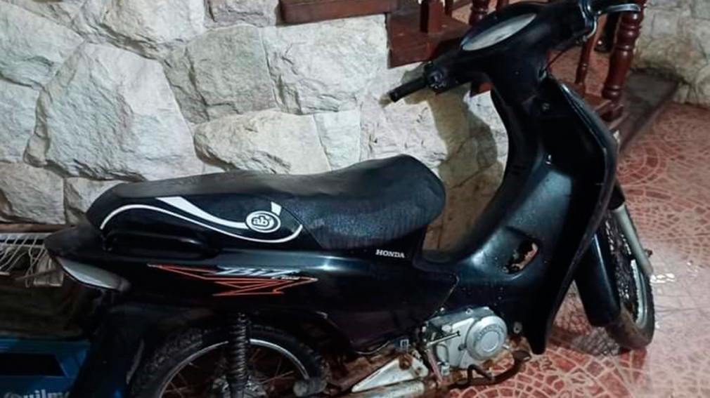 Descubrió en facebook que le habían vendido una moto robada