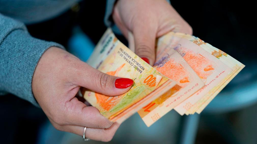 El Gobierno oficializó el bono de hasta $70.000 para jubilados y pensionados que cobran la mínima en marzo