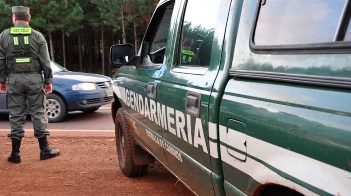Tres gendarmes terminan detenidos por pedir coimas y robar dinero a comerciantes