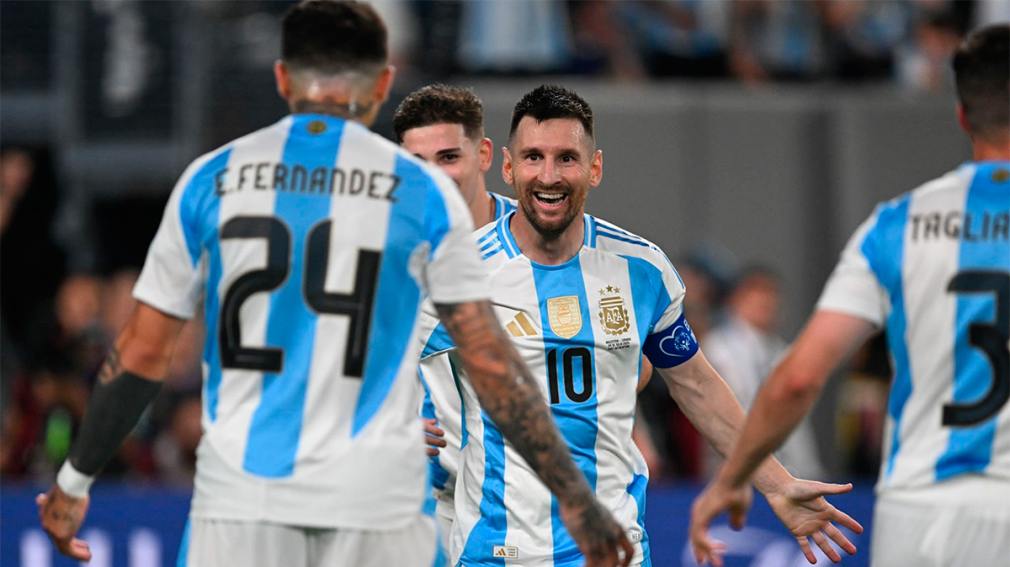 Messi: “Hay que disfrutarlo porque son nuestras últimas batallas”