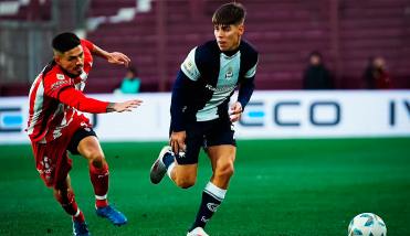 Gimnasia elimin a Barracas Central en un partido que termin en escndalo