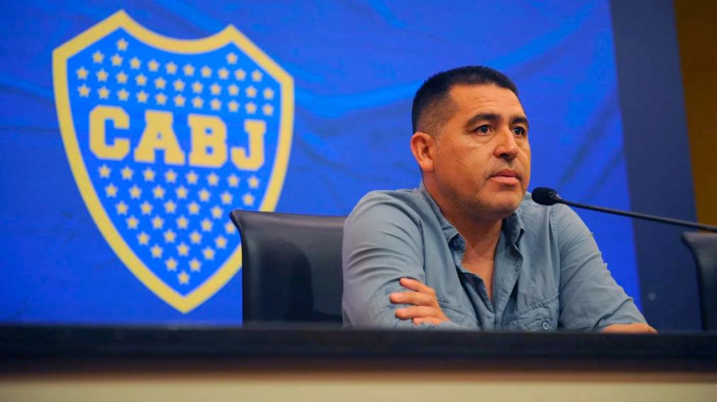 Riquelme ya tendría cerrado al nuevo entrenador de Boca: ¿quién es el elegido y cuándo lo presentarían?