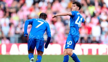 Facundo Buonanotte anot en la victoria del Leicester ante Southampton