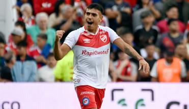 Argentinos Juniors festej ante San Lorenzo en La Paternal