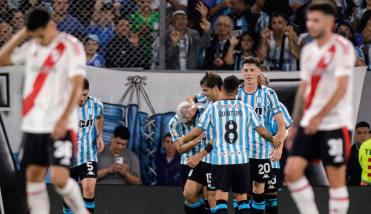 Racing super a River y le regal una victoria a su pblico en Avellaneda