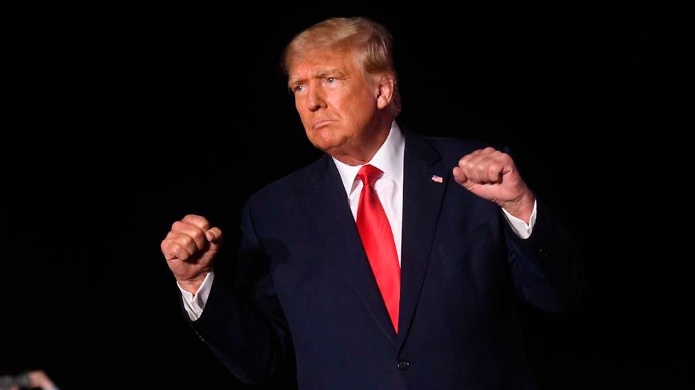 Trump anunció sanciones contra Colombia tras la negativa a recibir vuelos con deportados
