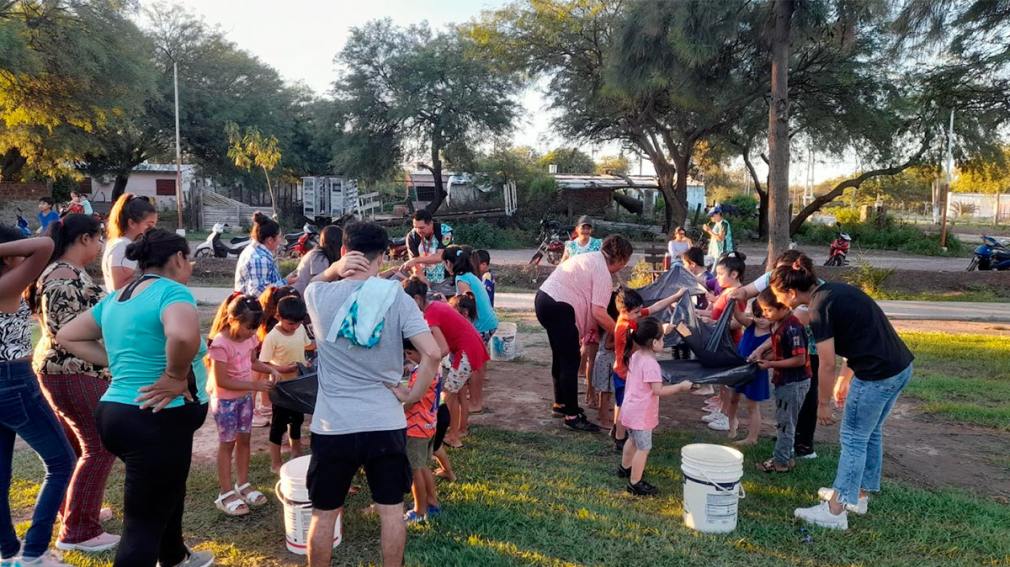 Niños y jóvenes realizaron actividades recreativas en el Balneario Municipal de Colonia El Simbolar