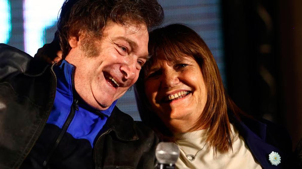 Fuerte polémica por el decreto de Milei y Bullrich que reforma la Policía Federal