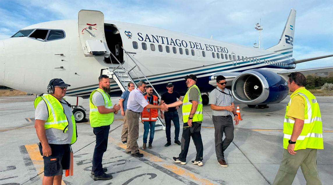 El avión hidrante de Santiago del Estero arribó nuevamente a Neuquén para combatir un incendio forestal